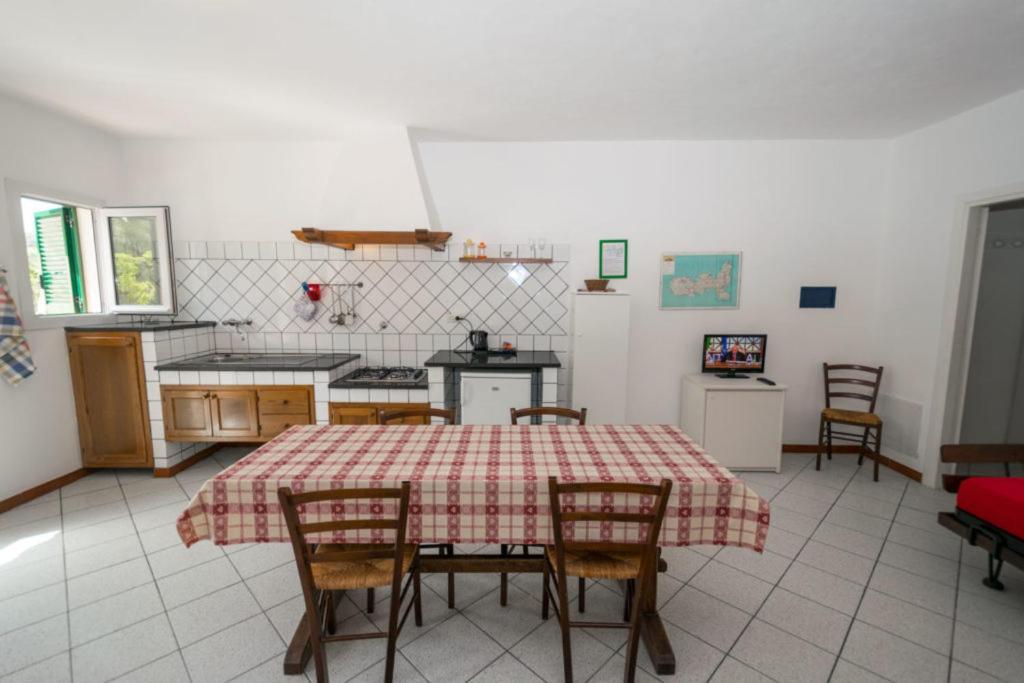 Azienda Agricola Sapereta Порто-Аццурро Екстер'єр фото